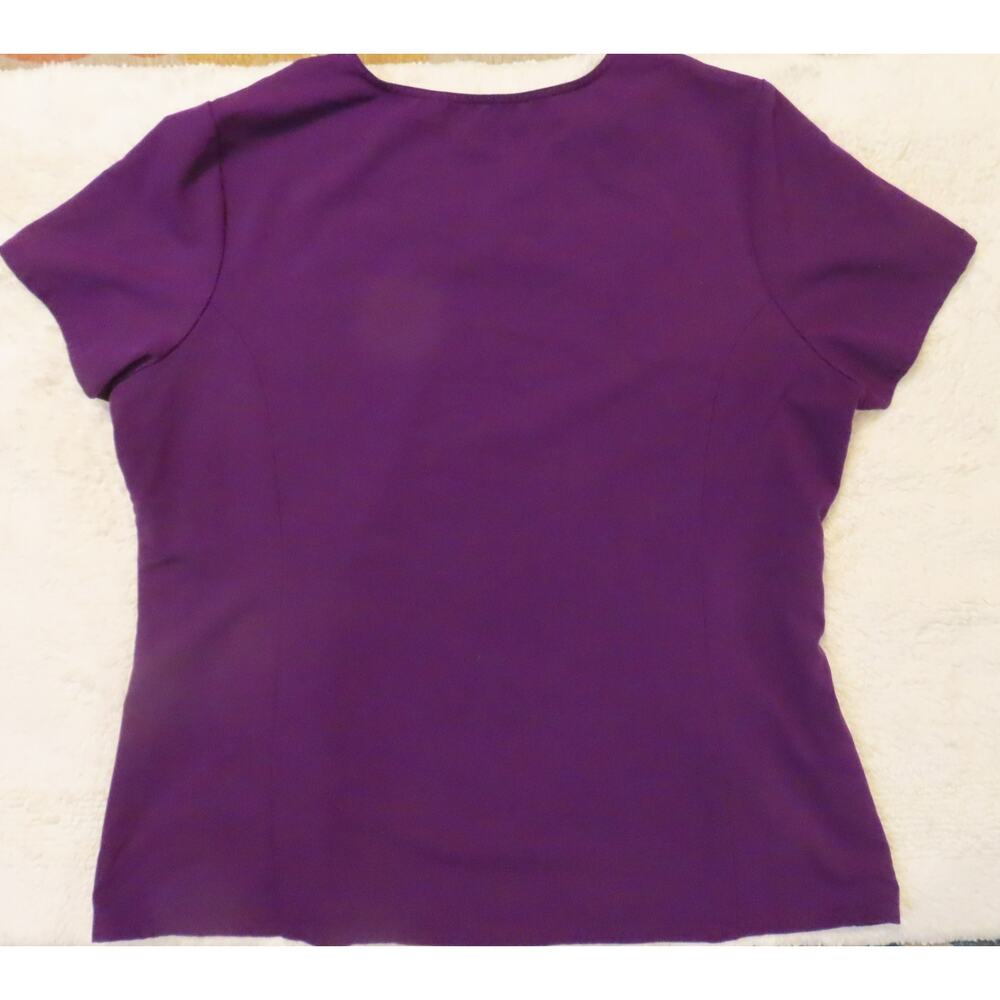 Dickies Xtreme Stretch Women's Eggplant Purple V-Neck Medical Scrub Top Size 2XL - Picture 4 of 4